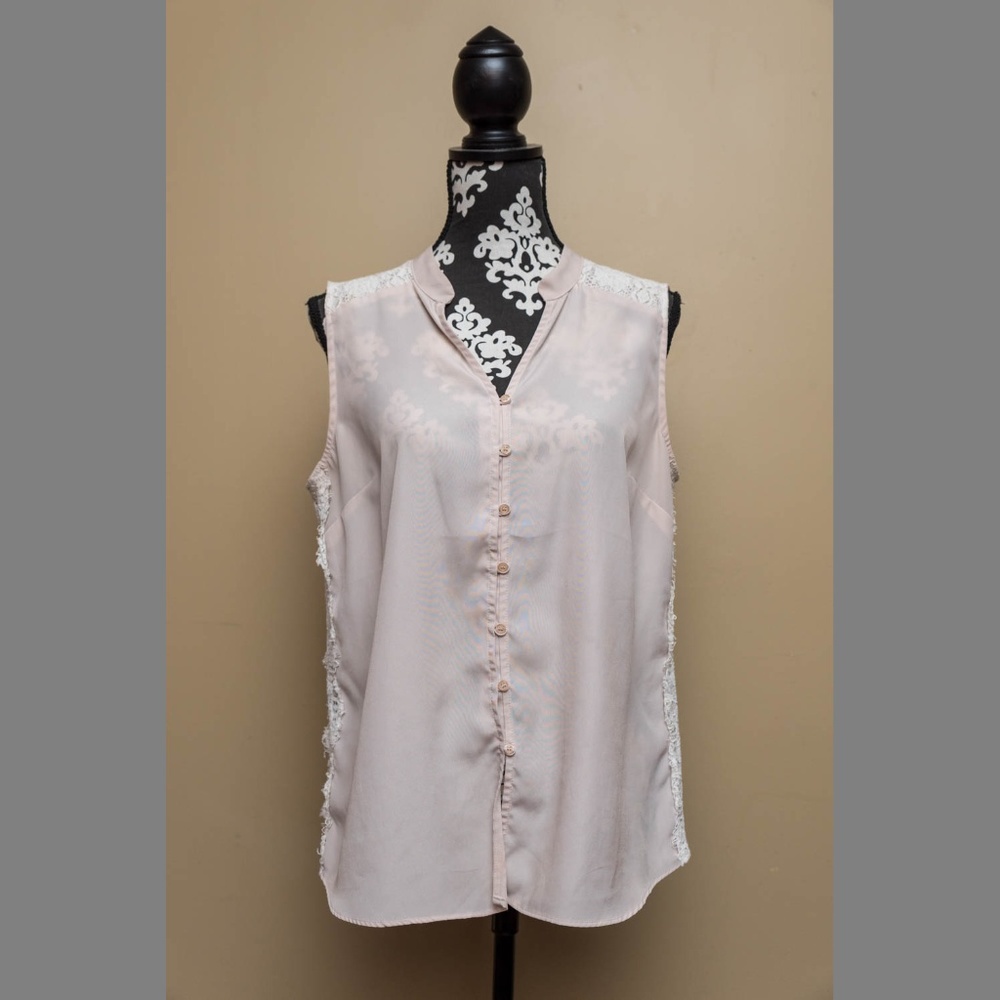 New York & Company L Cream Breezy Summer Button